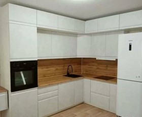Модульная кухня Бруклин 2.4 x 2 м (Бетон белый) в Твери - tver.katalogmebeli.com | фото 15